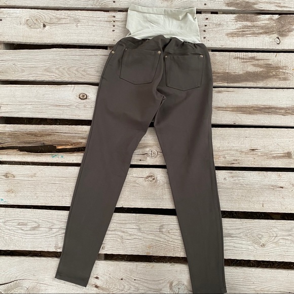 A Pea in the pod green/cream jeans maternity XS - Picture 2 of 6